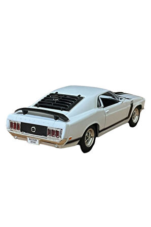 Ford Mustang Boss 302 Koleksiyon 1:24 Ölçek Model Araba