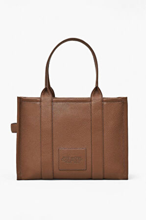 Kadın Geniş Boy Dokulu Kabartma Yazılı Omuz Çantası - Kahverengi | undefined