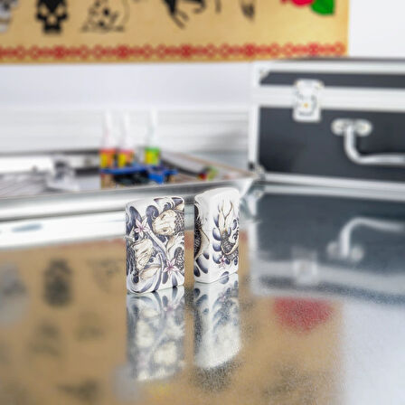 Zippo 49352 Tattoo Theme Design Çakmak