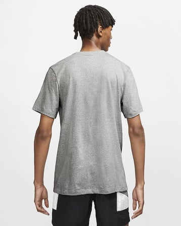 Nike Sportswear Clup Tee Gri