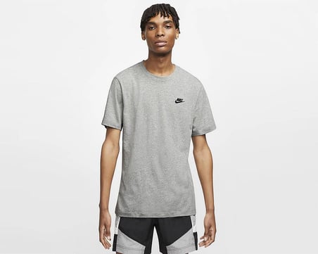 Nike AR4997-064 Sportswear Club Erkek Tişört