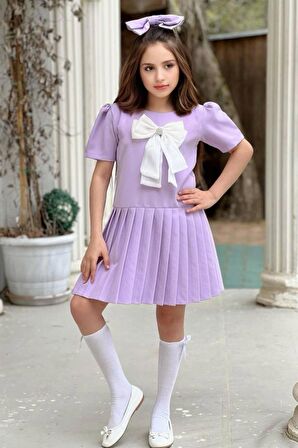 Kız Çocuk Göğsü Fiyonk Detaylı Eteği Pliseli Lila Elbise