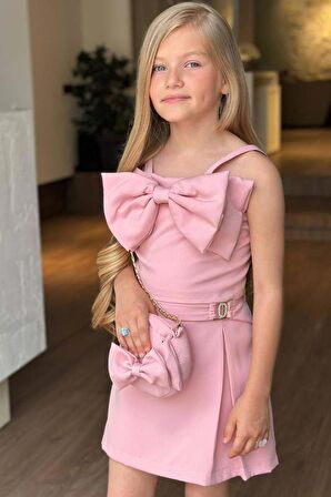 Kız Çocuk Fiyonk Detaylı İp Askılı Pudra Şortlu Takım