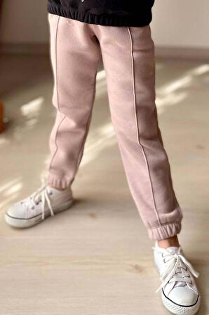 Kız Çocuk Kollarında Yazı Detayları ve Önü Çiçek Baskılı Bej Eşofman Takım