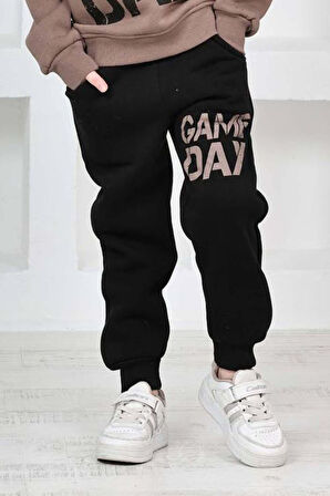 Erkek Çocuk Üzerinde Top ve Game Day Yazı Baskılı Sweatshirt 3 İplik Kahverengi Eşofman Takım