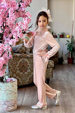 Kız Çocuk Kolları İnci İşlemeli Yakası Tül Detaylı Kare Yaka Kadife Pudra Tulum
