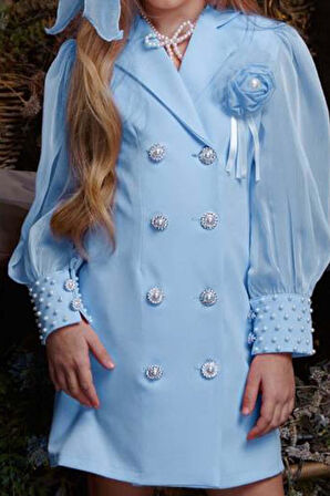 Kız Çocuk Bilekleri İnci Boncuk İşlemeli Kolları Şeffaf Kumaş Taş Düğme Detaylı Mavi Elbise