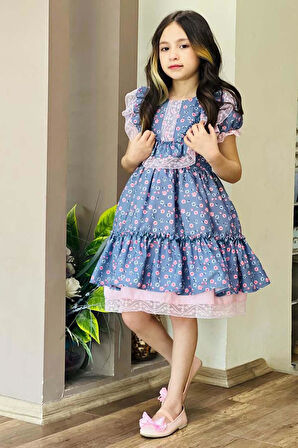 Kız Çocuk Göğsü ve Omuzları Fırfır Dantel İşlemeli Üzeri Çiçek Detaylı Elbise