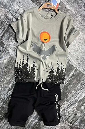 Erkek Çocuk Ağaç ve Güneş Baskılı T-shirt Yazı Detaylı Gri Şortlu Takım