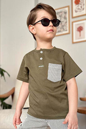 Erkek Çocuk Kapak Cepli Düğme Detaylı Haki T-Shirt Çizgili İp Detaylı Şortlu Takım