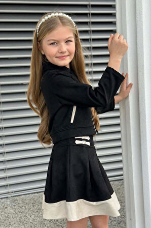 Kız Çocuk Asimetrik Kesim Gömlek Yaka Ceket Eteği Şerit Detaylı Pliseli Süet Siyah Etekli Takım