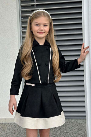 Kız Çocuk Asimetrik Kesim Gömlek Yaka Ceket Eteği Şerit Detaylı Pliseli Süet Siyah Etekli Takım