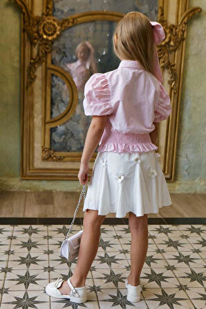 Kız Çocuk Balon Kol Üzeri Boydan Taş İşleme Asimetrik Kesim Pudra Gömlek Çiçek Motifli Etekli Takım