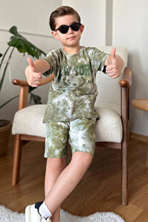 Erkek Çocuk New York Yazı Baskı ve Batık Desenli Penye T-Shirt Yeşil Şortlu Takım