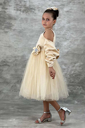 Kız Çocuk Kare Yaka Sıfır Kol Eteği Tüllü Kabarık Saten Kolluk Detaylı Bej Abiye