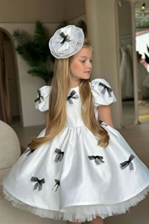 Kız Çocuk Balon Kollu Üzeri Siyah Kurdela Detaylı İçi Astarlı Saten Abiye