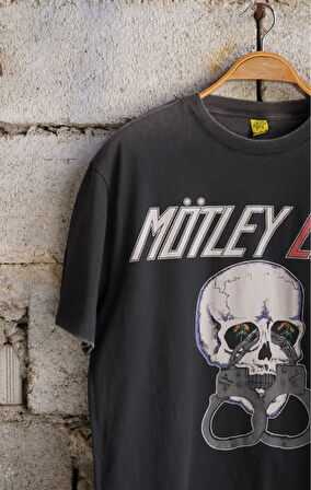 Mötley Crüe “Tour 1983” Özel Tasarım Vintage Rock Tişört