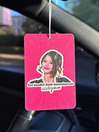 Bihter Ziyagil Tasarımlı Dekoratif Araba Kokusu ve Aksesuarı