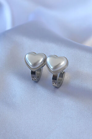 316L Çelik Gümüş Renk İncili Kalp Model Kadın Küpe