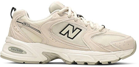 New Balance 530
Ivory Unisex Sneaker 