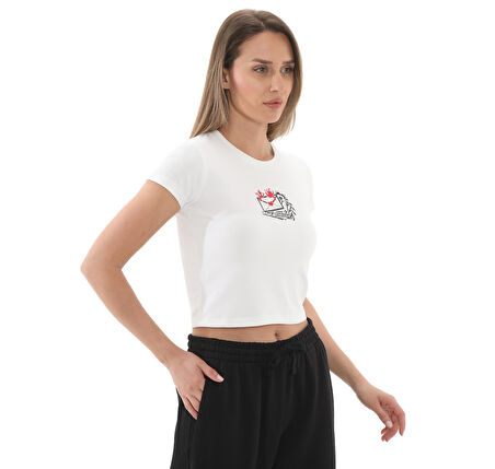 10027383-102 Converse Love Letter T-Shırt Kadın T-Shirt Beyaz