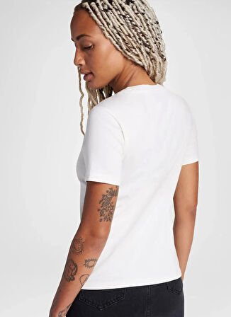 Converse 10027753.286 HIGH TOPS T-SHIRT Krem Yuvarlak Yaka Regular Fit Düz Kadın T-Shirt