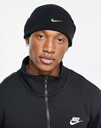 Nike CW6324-011 Air Metalic Swoosh Cuffed Beanie Erkek Siyah Spor Bere