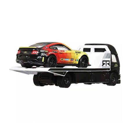 Hot Wheels 1/64 Ölçek Premium Araçlar Team Transport HKF39 '23 Ford Mustang RTR Spec 5 / Aero Lift