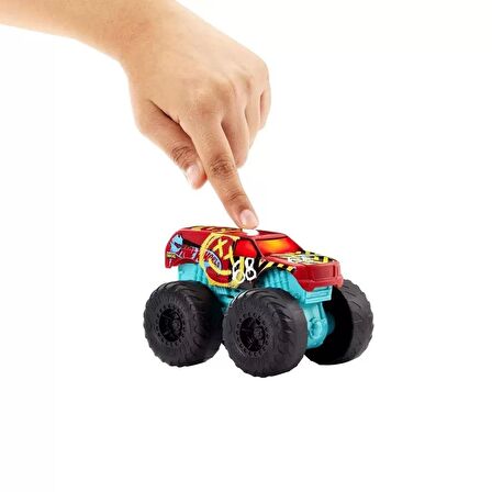 Hot Wheels Monster Trucks Kükreyen Arabalar Serisi HDX60 - 68-Yeşil