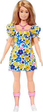 Barbie Fashionistas Koleksiyon Bebeği FBR37 HJT05 Lisanslı Ürün