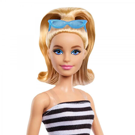 Mattel Barbie Fashionistas Büyüleyici Par Bebeği HRH11-FBR37