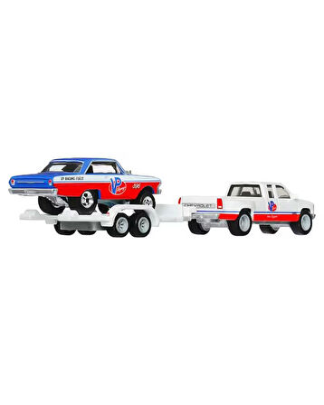 Hot Wheels Car Culture Team Transport 63 Chevy Nova & 88 Chevy Silverado 3500 Diecast Car HRV42