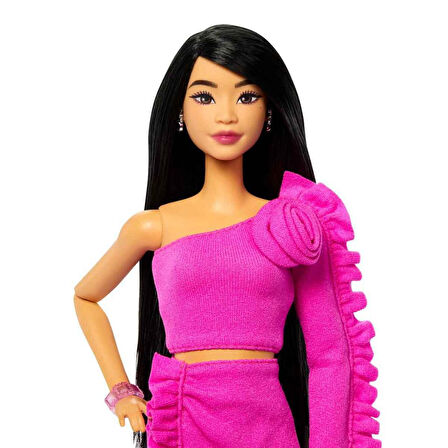 Barbie Deluxe Style Işıltılı Protez Bacaklı Bebek HVY24-HYV26