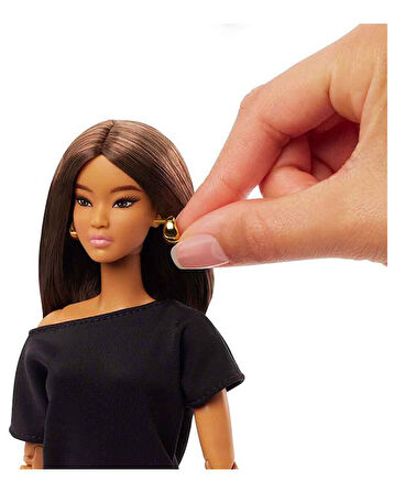 Barbie Basics İkonik Koleksiyon Bebeği Model 01 JBH72