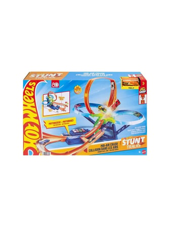 Hot Wheels Akrobasi Pistleri Motorlu Hızlandırıcı ile Havada Çarpışma Oyun Seti JFD12
