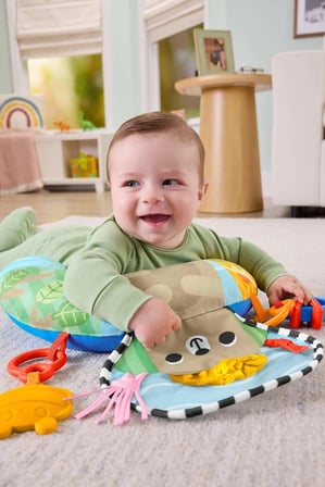 Fisher Price Duyusal Maceralar yenidoğan destekli dişlik ve çıngırak aktiviteli karın yastığı JHB44