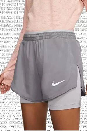 Nike Tempo Lux 2 in 1 Run Training Shorts ikisi bir arada Taytlı Şort 4 cepli Gri