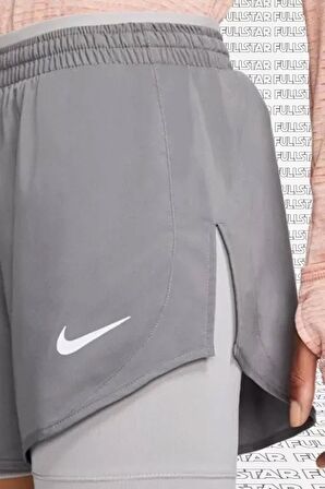 Nike Tempo Lux 2 in 1 Run Training Shorts ikisi bir arada Taytlı Şort 4 cepli Gri