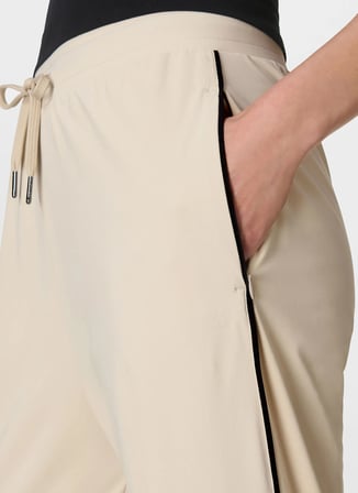 Sweaty Betty SB10182PUR-260 EXPLORER WIDE LEG 30 Bej Kadın Sweatpant