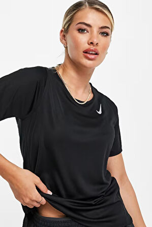 Nike Dri-Fit Race Top İn Black Kadın Siyah Spor Tişört 
