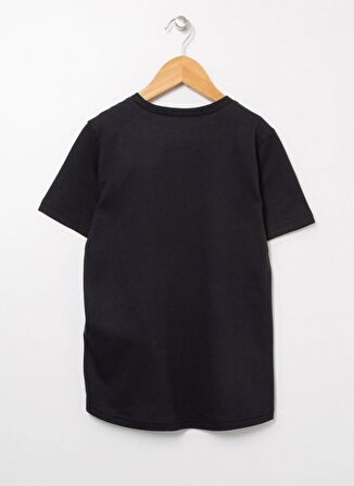 Under Armour Bisiklet Yaka Bol Kesim Baskılı Siyah Erkek Çocuk T-Shirt - 1370279-001 UA CURRY SYMBOL SS
