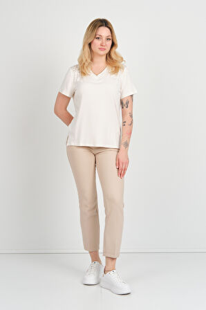 Ella Camelia Kadın V Yaka Taş Süslemeli Kısa Kol Bluz 24E022 Ekru