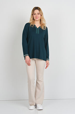 Detay Triko Kadın V Yaka ve Yakası Taş Detaylı Uzun Kollu Anne Bluz 5711 Zümrüt
