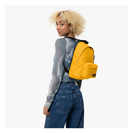 Eastpak Orbit Yolk Yellow Sırt Çantası EK0000430O61