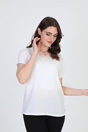 Ella Camelia Kadın Yakası Dantel Detaylı Bluz 20E020 Ekru