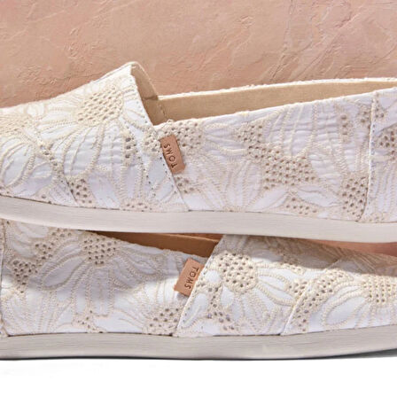 Kadın Espadril / Keten 10021888 10021932 Toms Alpargata Classic Oversized Floral Eyelet