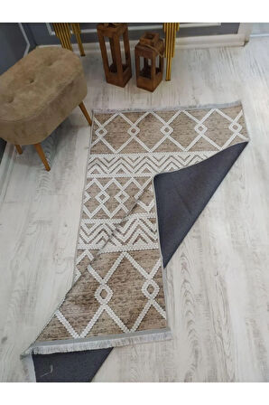 Kaymaz Tabanlı Yıkanabilir Dekoratif Kilim Desenli Dokuma Taban Halı