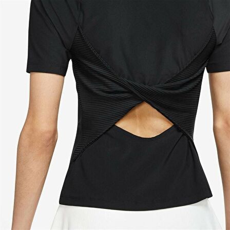 NikeCourt Dri-FIT Advantage Kadın Tenis Üstü