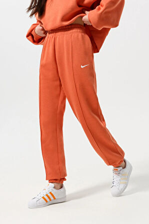 Nike Sportswear Loose Fit Pant Bol ve Uzun Kesim Turuncu Eşofman Altı