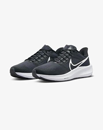 Nike Air Zoom Pegasus 39 Kadın Siyah Beyaz Koşu Ayakkabısı
